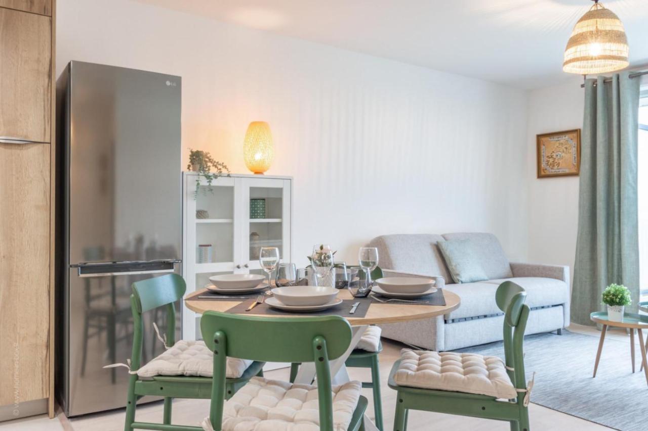 Le Panorama By Plaza Apartment Chalifert ภายนอก รูปภาพ